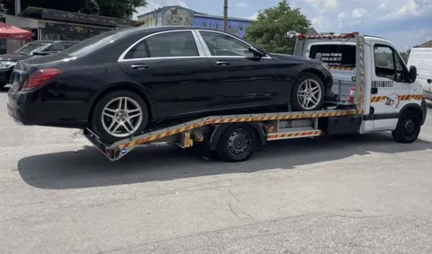 Mercedes на платформата